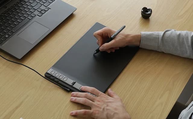 قلم نوری هوئیون HUION Inspiroy 2L H1061P (گارانتی شرکتی) — تصویر ۳