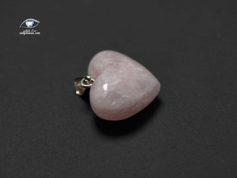 آویز رز کوارتز قلبی معدنی 3.2 گرم — تصویر ۴