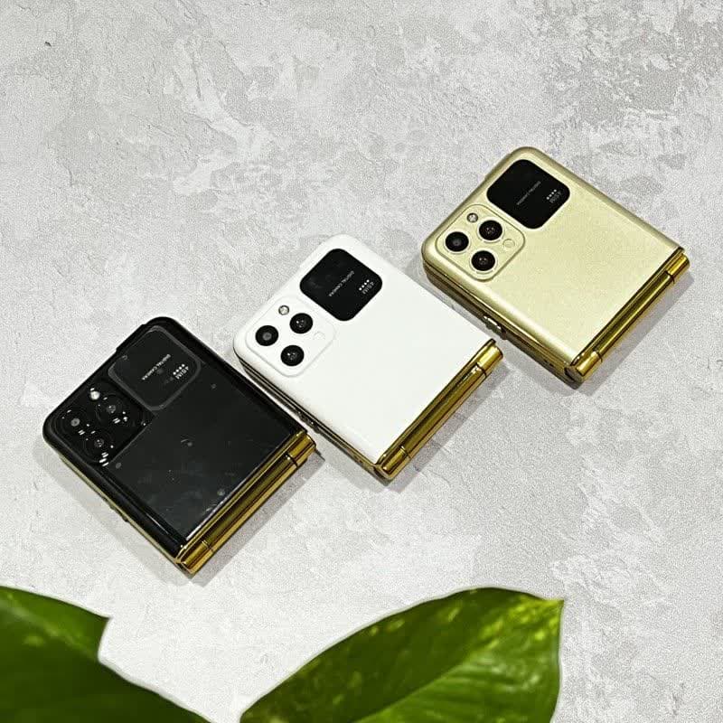 گوشی موبایل تاشو سروو P20 — تصویر ۲