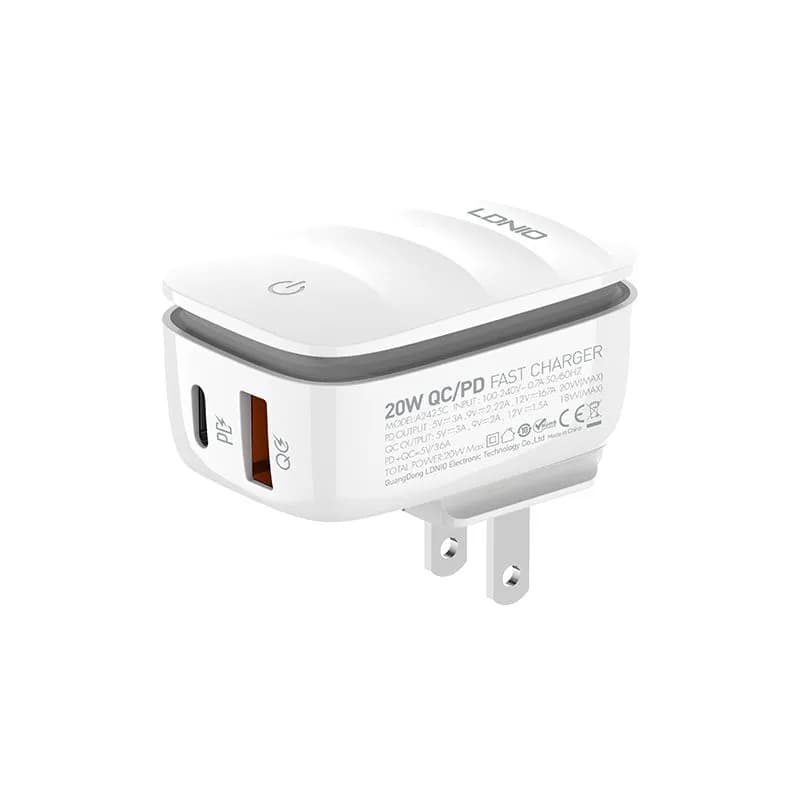 شارژ دیواری فست شارژ الدینو LDNIO A2425C توان 20 وات همراه کابل — تصویر ۳