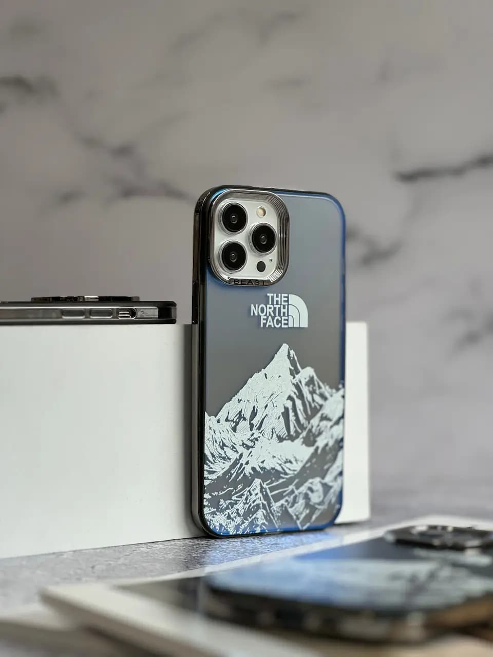 قاب BEAST Mountain هولوگرامی (کدC1472) — تصویر ۳