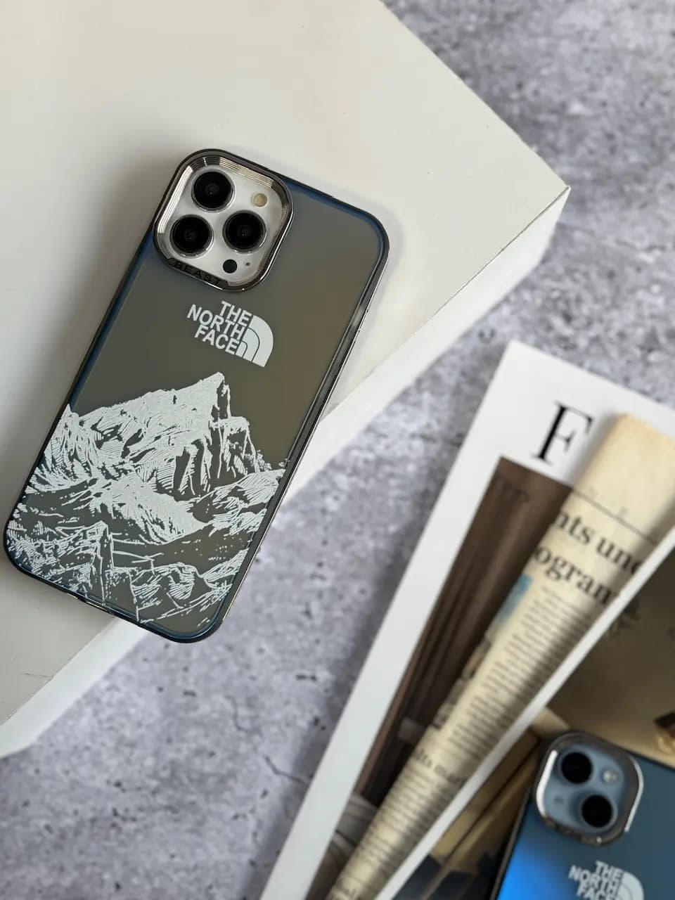 قاب BEAST Mountain هولوگرامی (کدC1472) — تصویر ۴