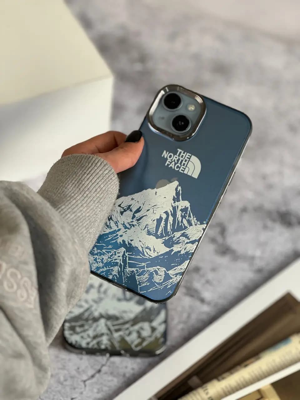 قاب BEAST Mountain هولوگرامی (کدC1472) — تصویر ۲