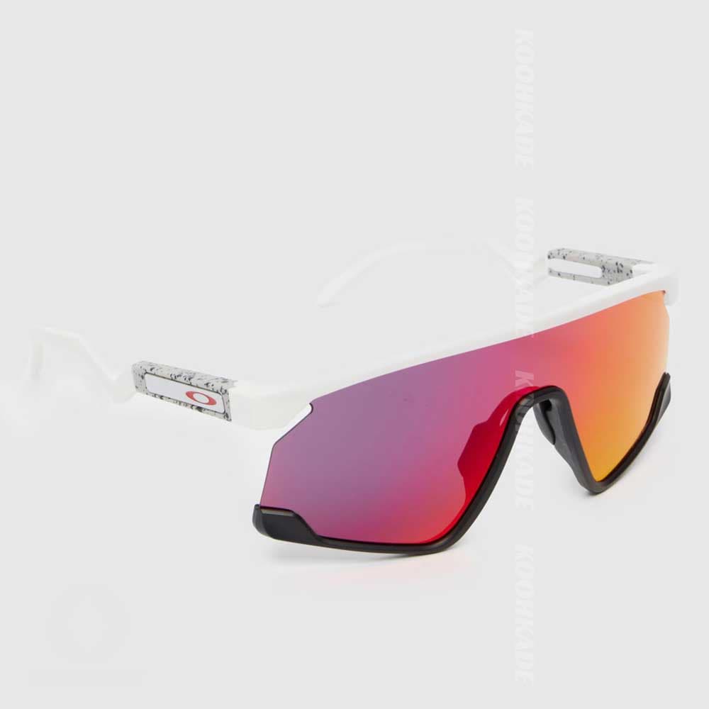 عینک اوکلی 3 لنز OAKLEY BXTR WHITE — تصویر ۵