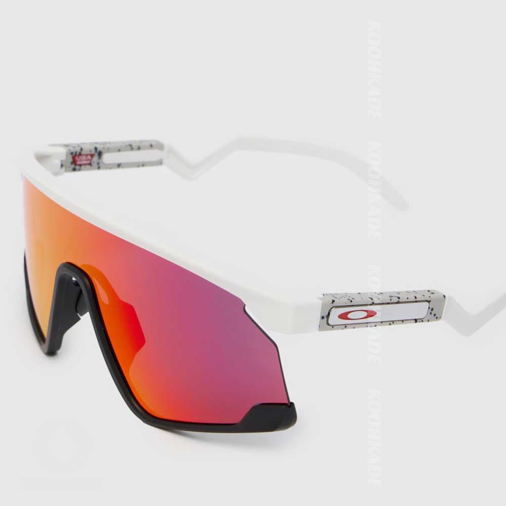 عینک اوکلی 3 لنز OAKLEY BXTR WHITE — تصویر ۲