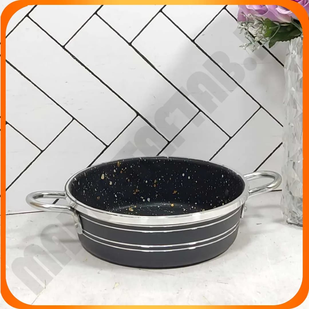 تابه دو دسته مشکی گرانیت سایز 18 دسته کروم زومبا
