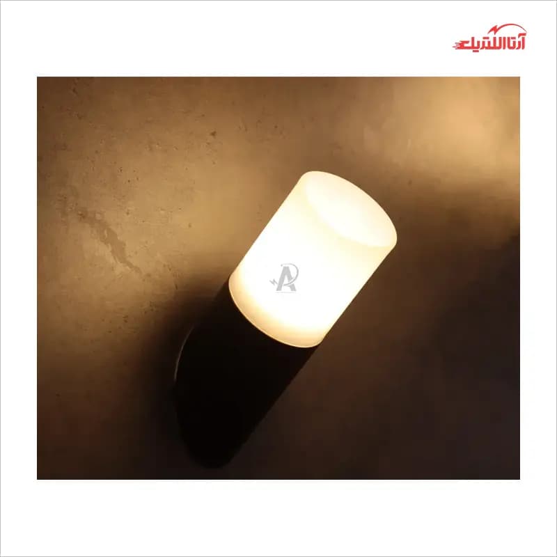 چراغ دیواری استوانه‌ای مورب زمردنور مدل ZNE.G.204 — تصویر ۲