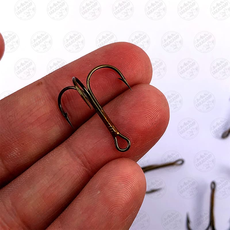 قلاب سه شاخ موستاد برنز سایز ۴ بسته ۵ عددی MUSTAD Hameçons Triples Ronds HOOKS 5841O — تصویر ۴