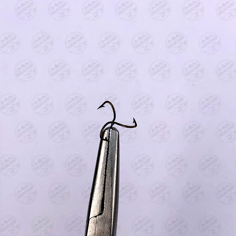 قلاب موستاد سه شاخ سرکج برنز سایز ۱۲ بسته ۵ عددی MUSTAD Treble Limerick HOOKS 36171A — تصویر ۵