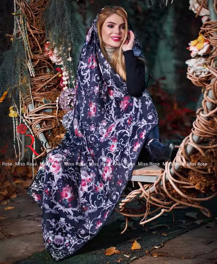 روسری نخی طرح roses & branches