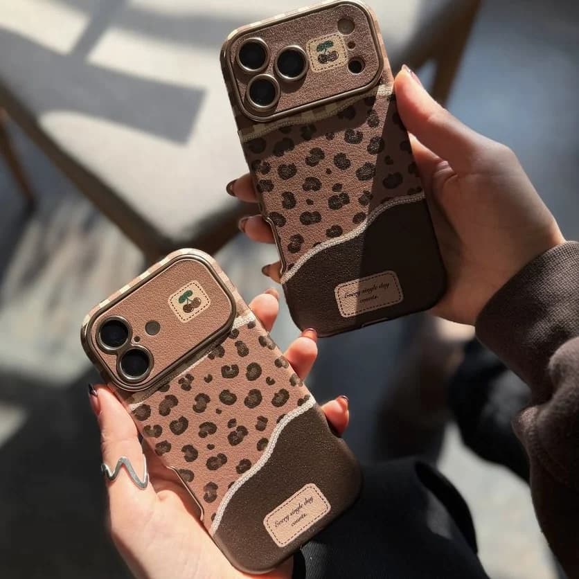 قاب cherry leopard (آیفون) — تصویر ۴