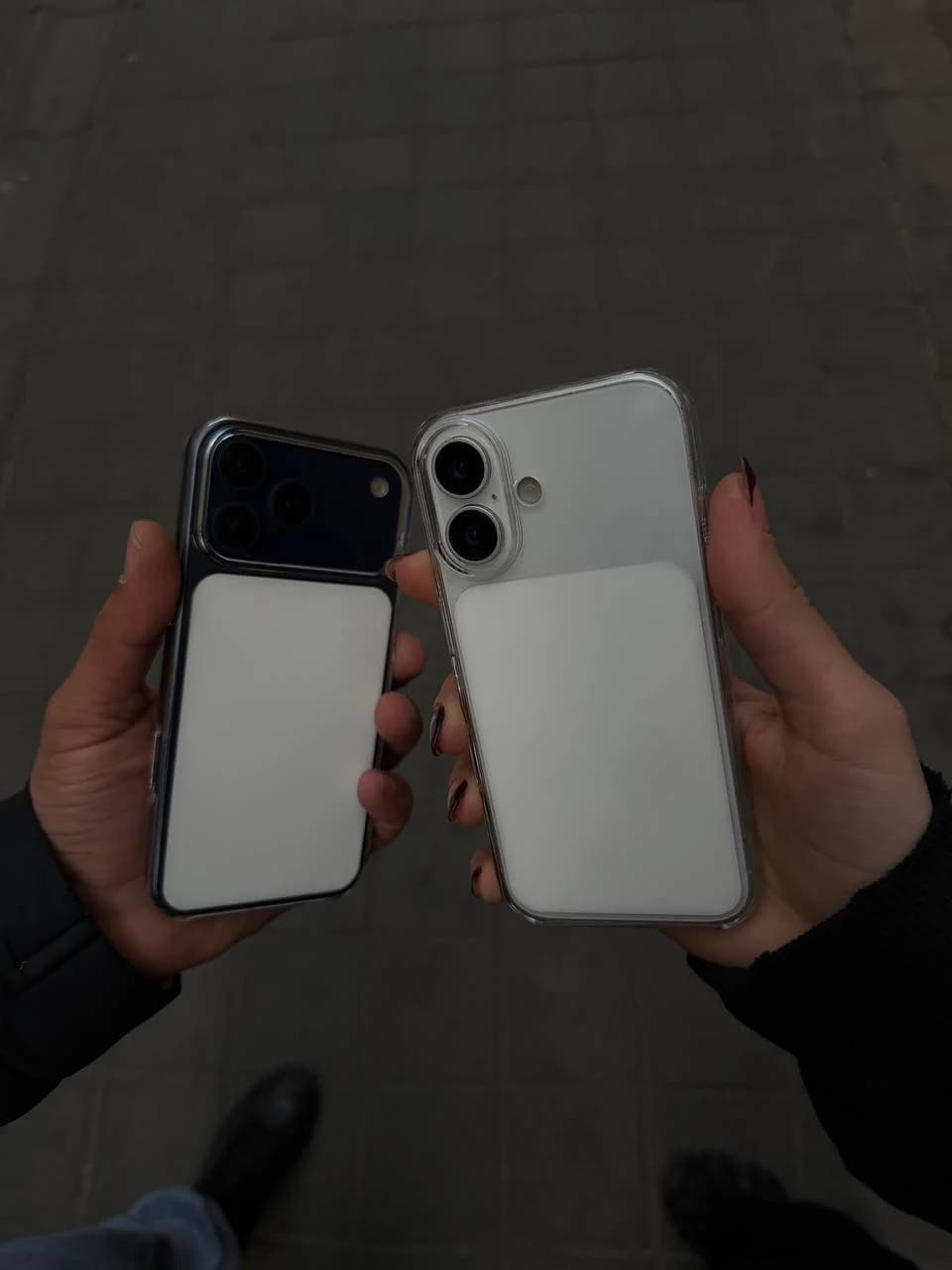 قاب clear case (آیفون) — تصویر ۲