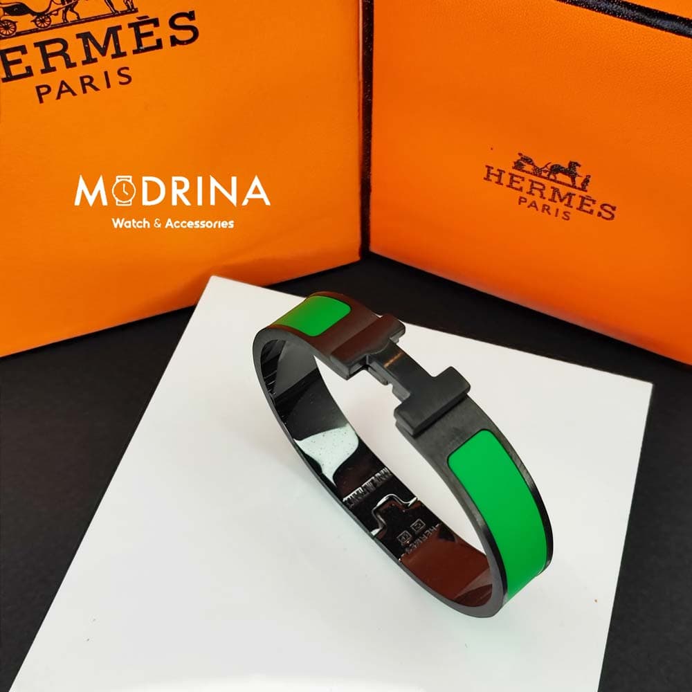 دستبند زنانه هرمس (Hermes) مشکی – سبز پر رنگ