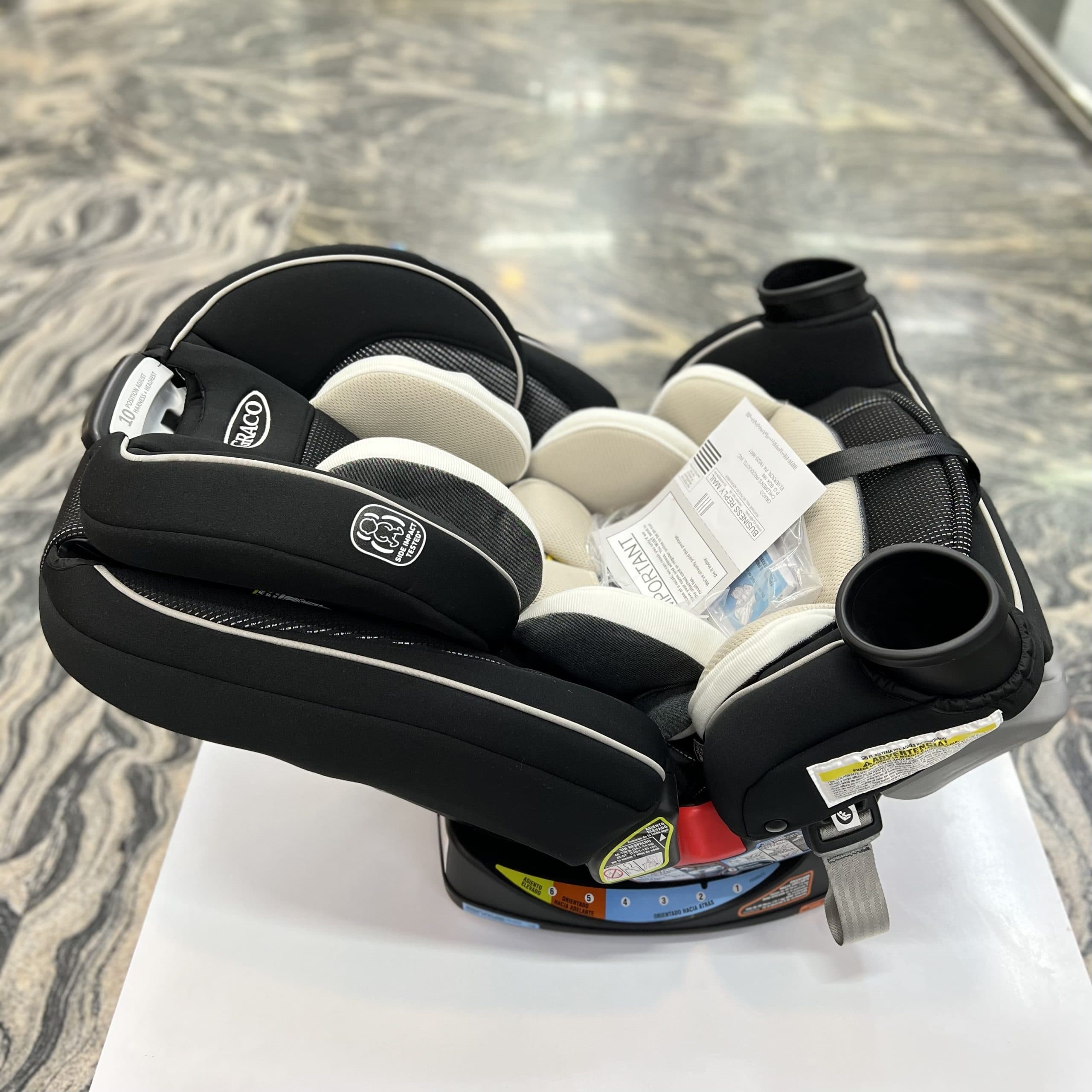 صندلی ماشین کودک برند گراکو Graco مدل Extend2Fit از بدو تولد تا 54 کیلوگرم — تصویر ۲