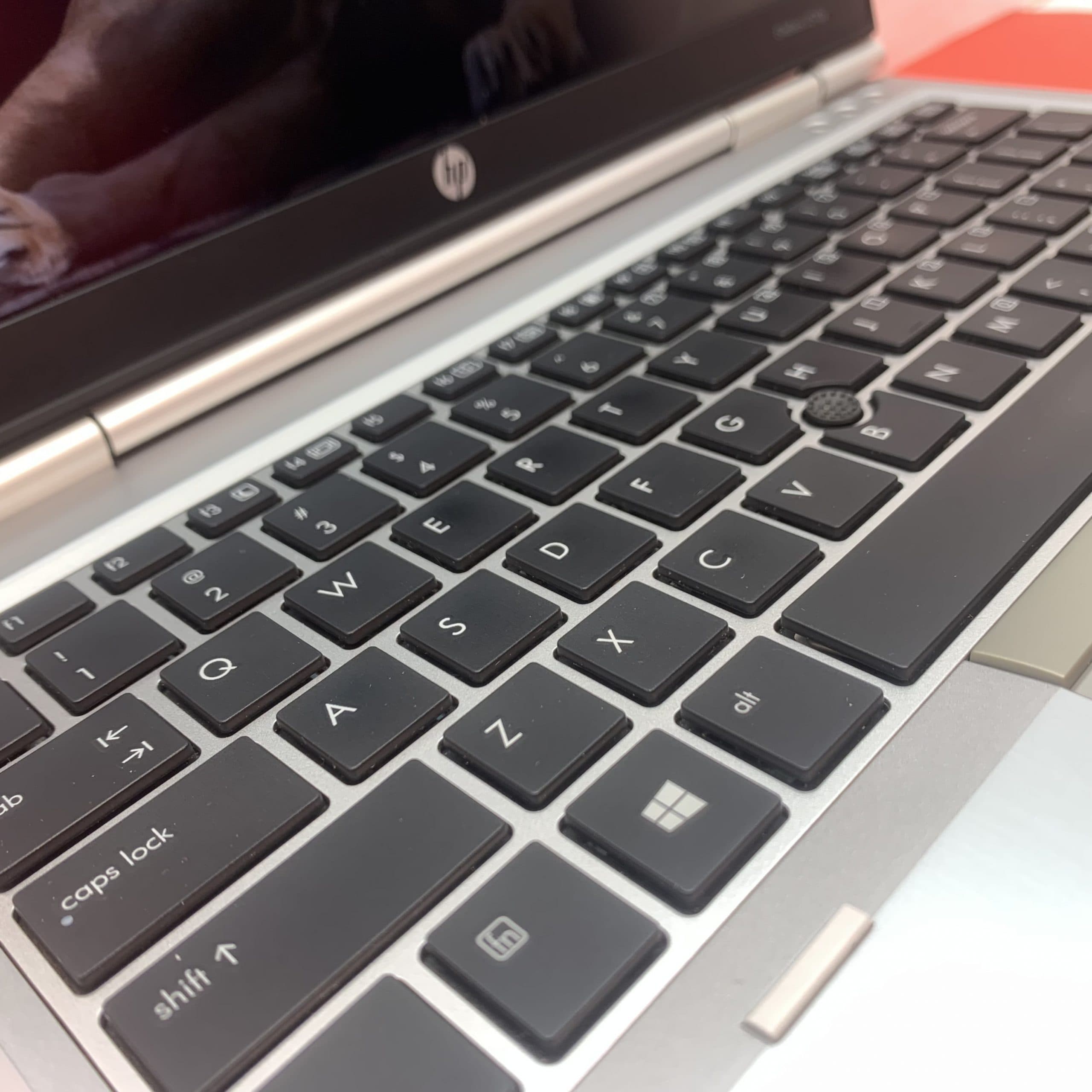 HP EliteBook 2570p — تصویر ۴