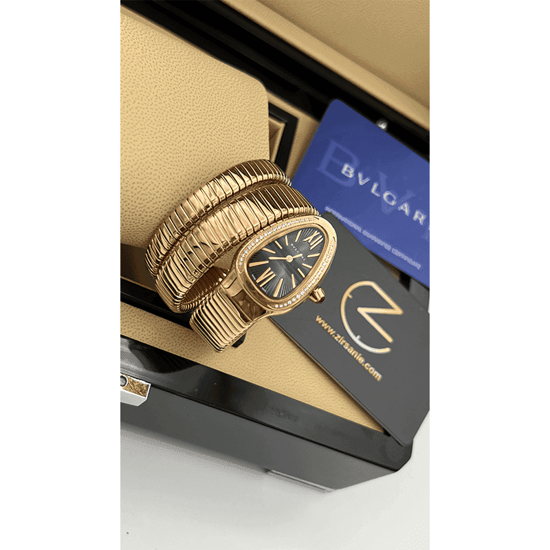 ساعت مچی زنانه بولگاری ماری رزگلد صفحه مشکی دورنگین Bvlgari Serpenti Tubogas Rose Gold Black Screen — تصویر ۳
