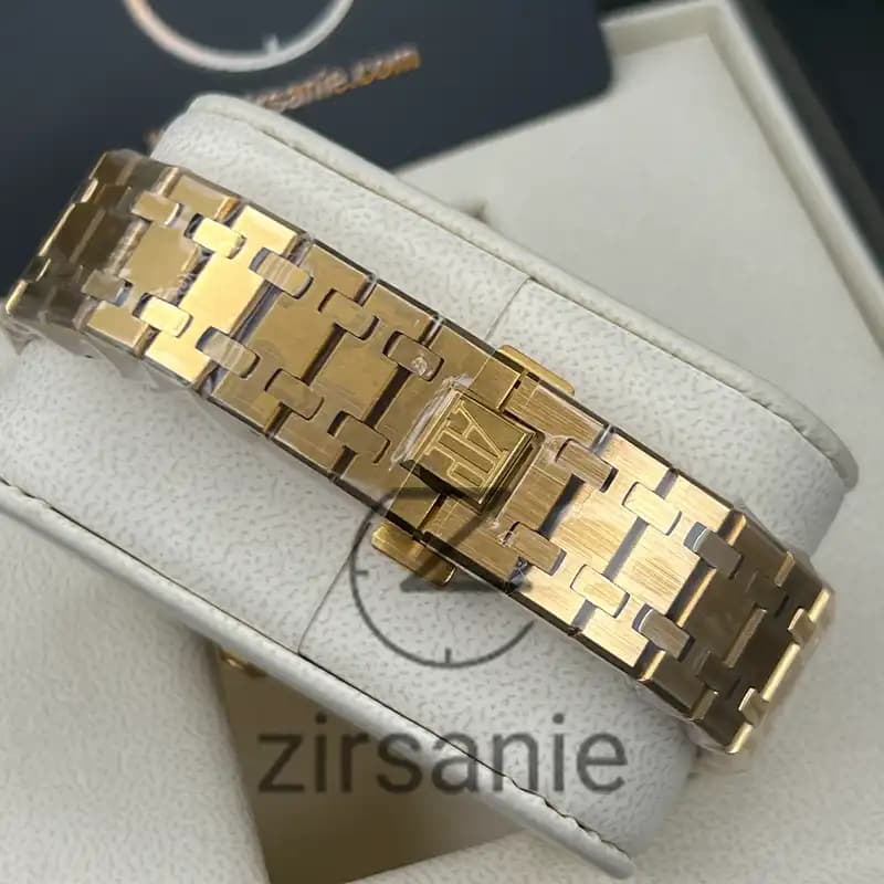 ساعت مچی مردانه اودمار پیگه تمام طلایی Audemars Piguet Royal Oak Full Golden — تصویر ۳
