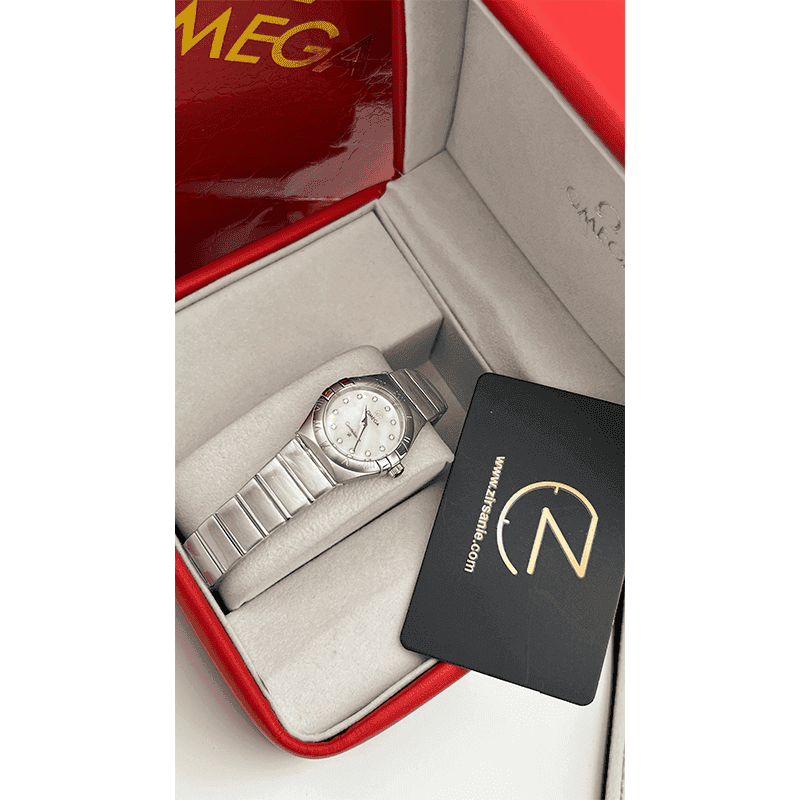 ساعت مچی زنانه امگا كانسليشن سیلور صفحه سفید اندکس نگین Omega Constellation Silver White Screen Jewel Index — تصویر ۴