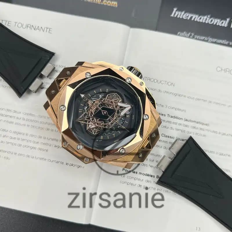 ساعت مچی مردانه هابلوت کهکشانی رزگلد صفحه مشکی Hublot Big Bang Unico Sang Bleu ll King Rose Gold — تصویر ۳