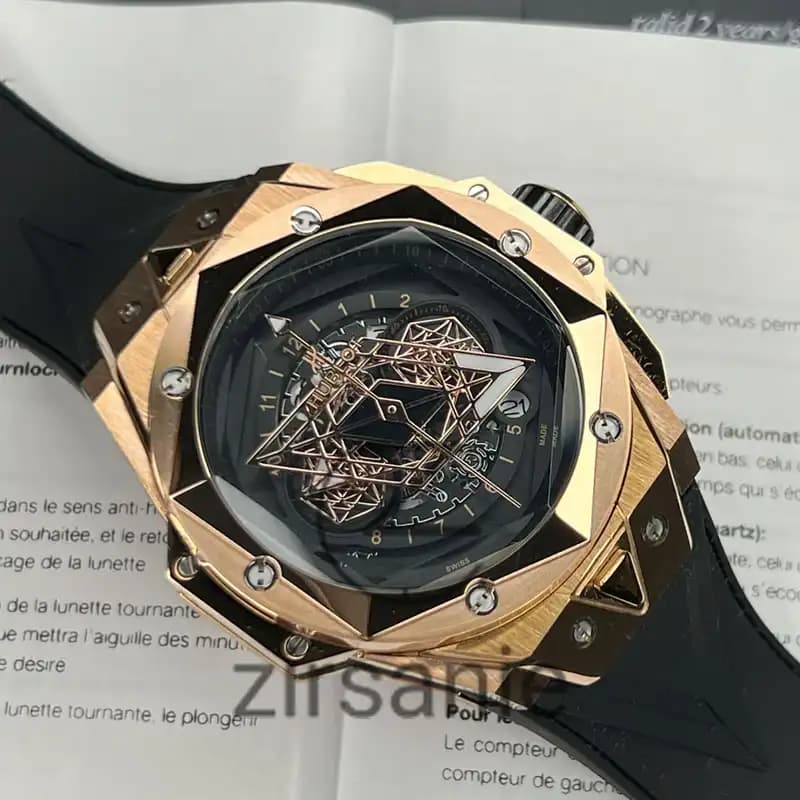 ساعت مچی مردانه هابلوت کهکشانی رزگلد صفحه مشکی Hublot Big Bang Unico Sang Bleu ll King Rose Gold — تصویر ۲