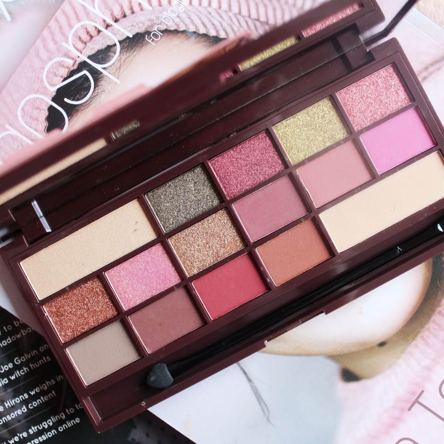 پالت سایه چشم شکلاتی رولوشن مدل رز گلد Rose Gold — تصویر ۵