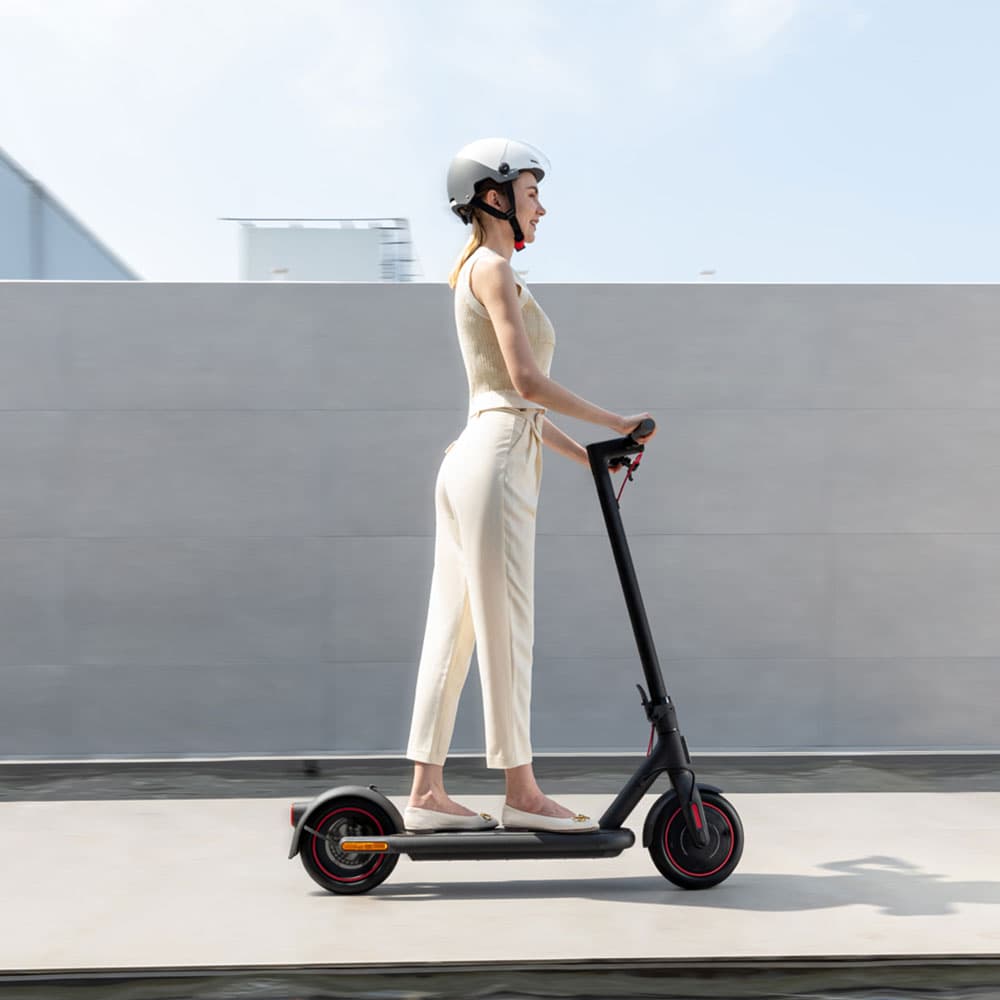 اسکوتر برقی شیائومی Mi Electric Scooter Pro 4 — تصویر ۸