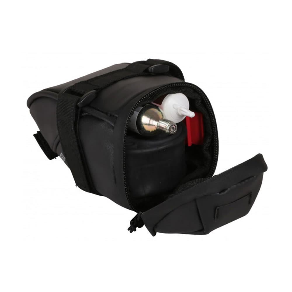 کیف دوچرخه زفال IRON PACK 2 DS – 0.5L — تصویر ۳