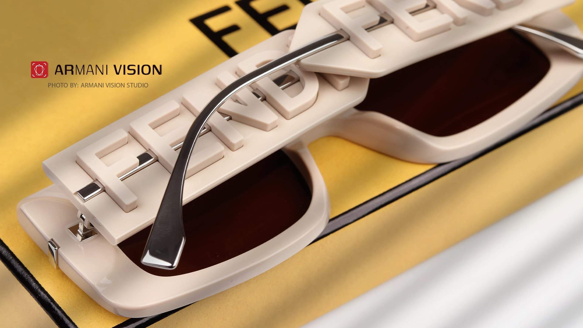 عینک فندی FENDI – FE40133I – 5157E — تصویر ۸