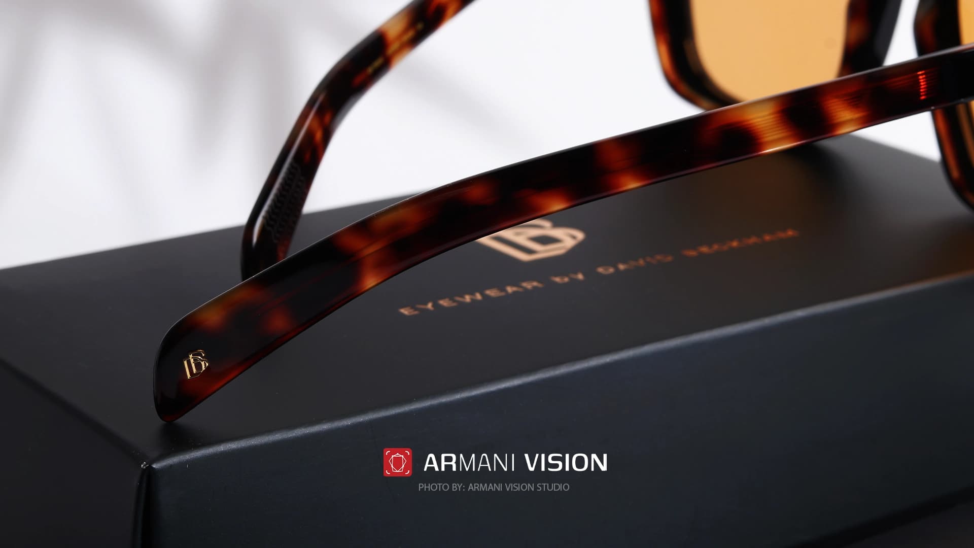 عینک دیوید بکهام DAVID BECKHAM – DB7000S – WR7W7 — تصویر ۷