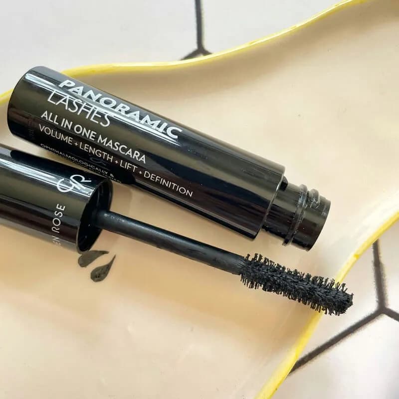 ریمل گلدن رز مدل Panoramic Lashes — تصویر ۶