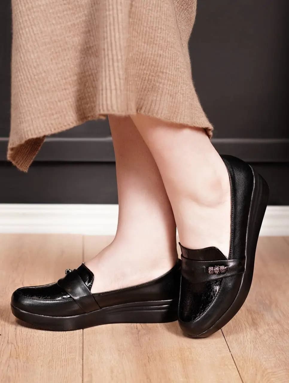 کفش طبی روزمره زنانه کد 6106
