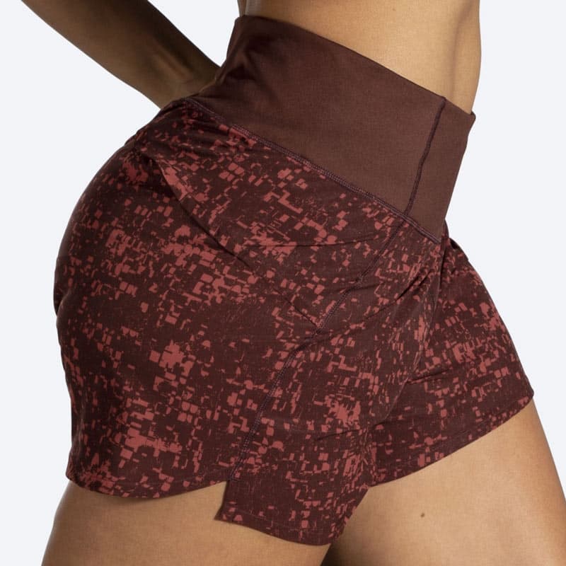 شورت ورزشی زنانه مسی بروکس Brooks Chaser 5″ Short — تصویر ۴