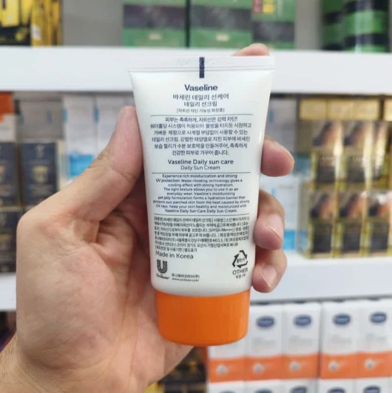 کرم ضدآفتاب وازلین SPF50 — تصویر ۵