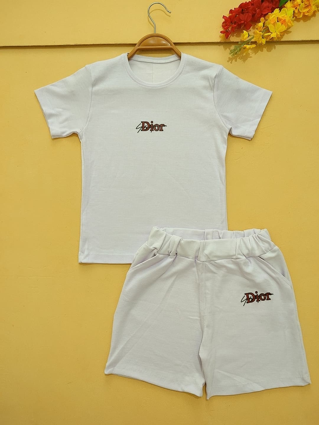 ست تیشرت و شورتک Dior — تصویر ۲