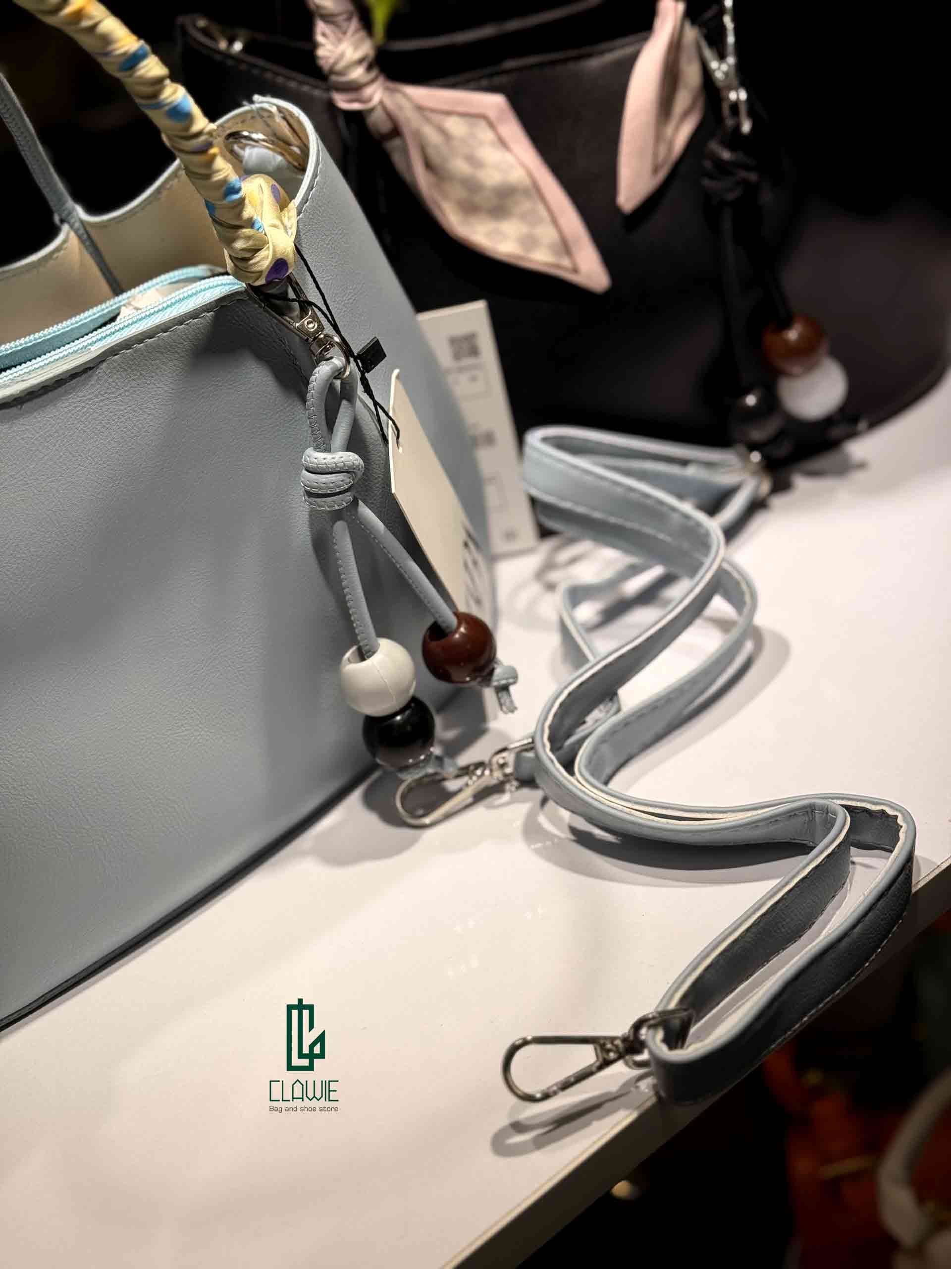 کیف دسته دار چرمی: زارا ساده — تصویر ۶