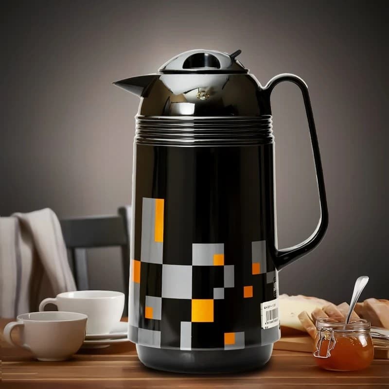 فلاسک پیکوک ژاپن مدل طرح هندسی کارینو مشکی و سفید گنجایش 1 لیتر — تصویر ۳
