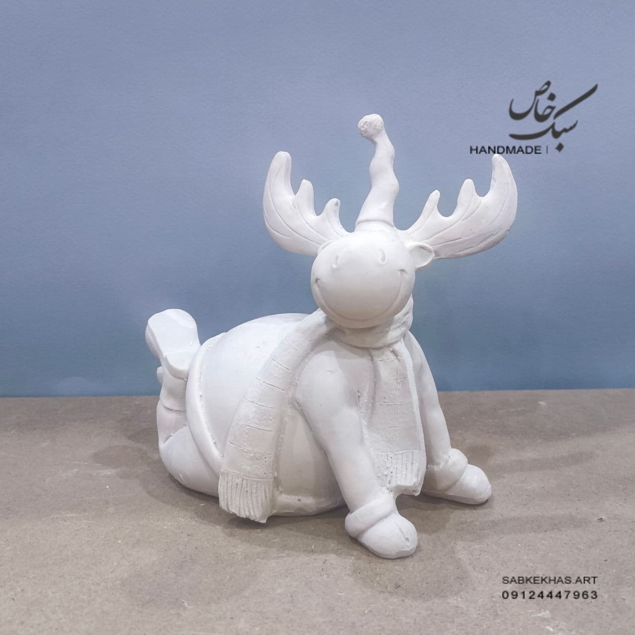مجسمه گوزن کریسمس