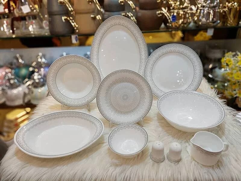 سرویس ظروف پذیرایی ۳۰پارچه ارکوپال گل نوک مدادی