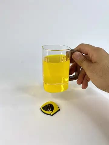 لیوان بلند دسته چوبی پیرکس — تصویر ۲