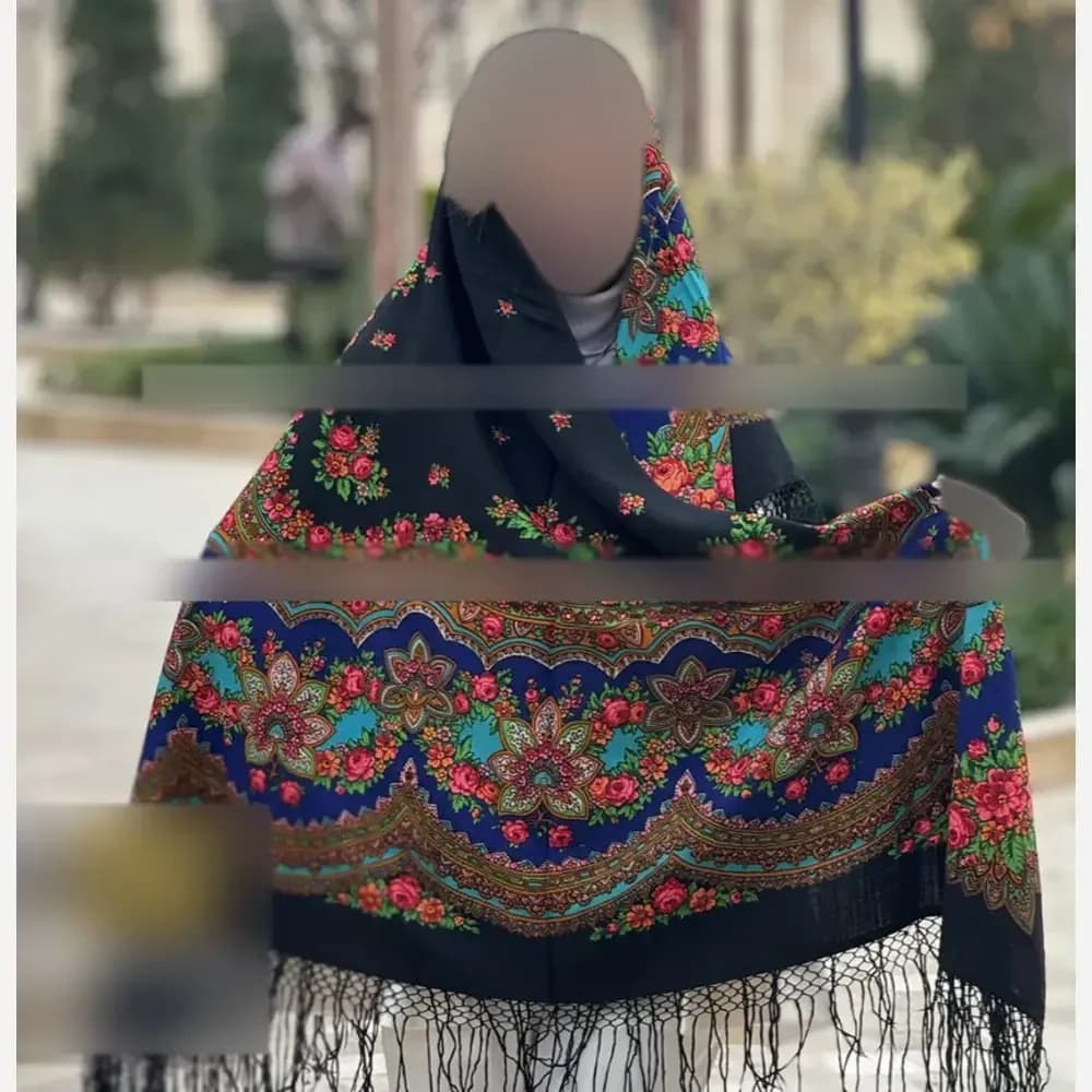 روسری ترکمنی اصل پشمی برند Pavlovo Posad مدل ستاره قواره 148×148 سانتیمتر — تصویر ۲