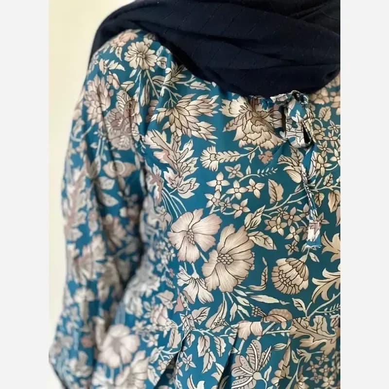 ساحلی گلدار خنک و تابستانه جنس فلور بوگاتی فری سایز