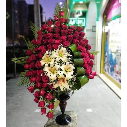 سفارش دسته گل و کادو برای کارمند خیریه t3239