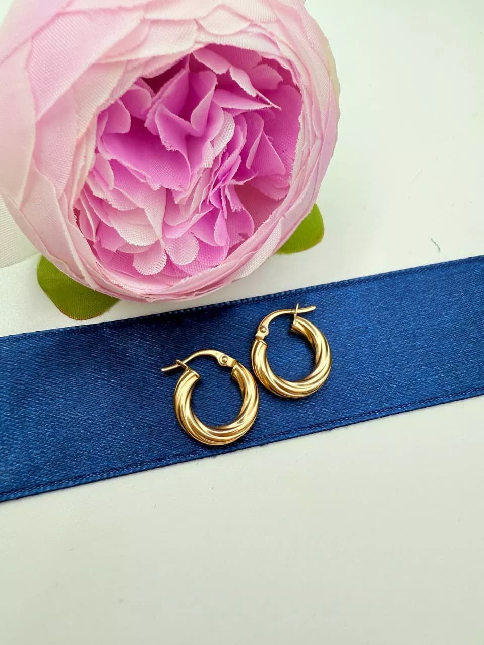 گوشواره حلقه ای پیچ
