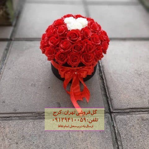 گل و شکلات لوکس ولنتاین برای دوست پسر در گلفروشی ارامنه الف