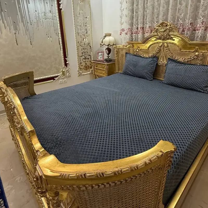 روکش تشک و بالش مخمل طرح لوزی طوسی تیره