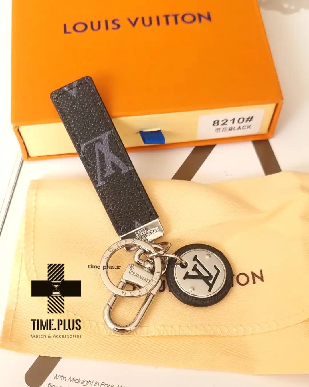 جاسوئیچی لویی ویتون مدل Neo LV Club Bag Charm and Kev Holder — تصویر ۵