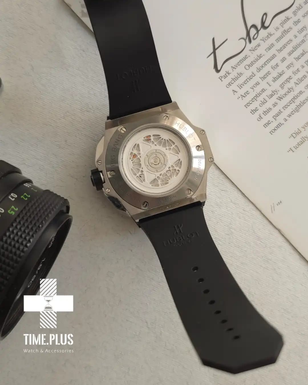 ساعت هوبلو sang bleu chronograph — تصویر ۷