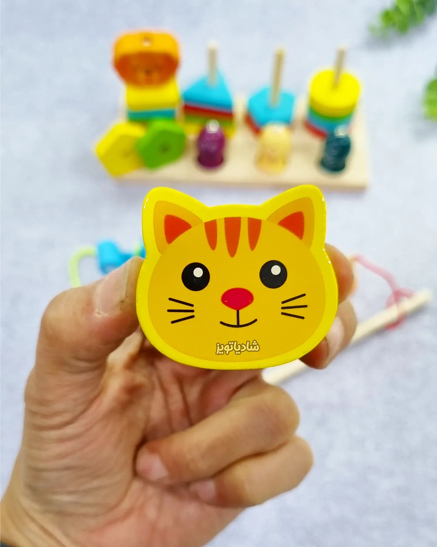 پایه اشکال حیوانات با ماهیگیری و نخ و مهره — تصویر ۳
