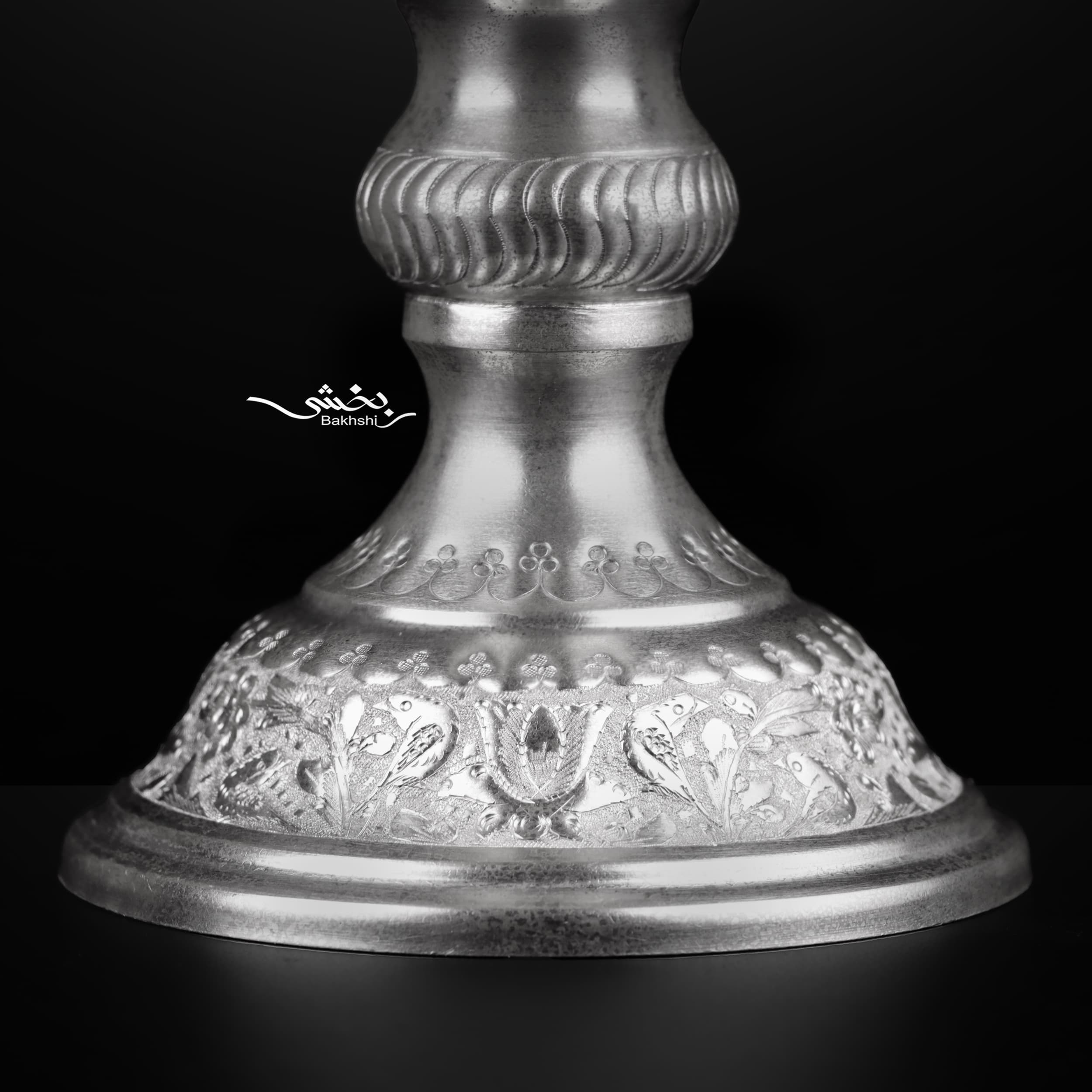 کاسه پایه دار قلم سفید گل و مرغ — تصویر ۳