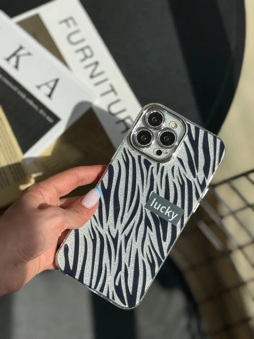 قاب Lucky طرح گور خر — تصویر ۴